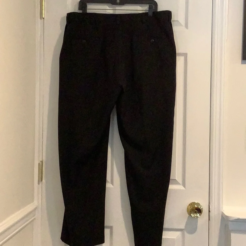 HAGGAR Men’s Black No Iron Flat Front Career Professional Formal Dress Pants 38